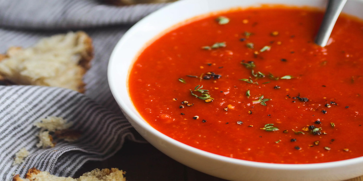 Közlenmiş domates çorbası